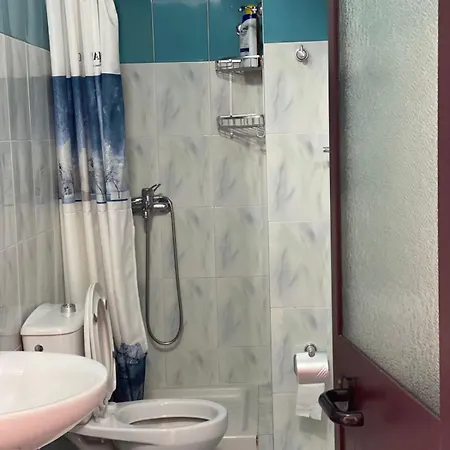Juli's Pazari Nest