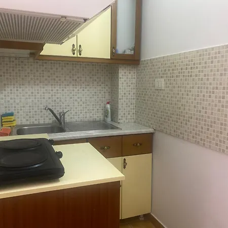 Juli's Pazari Nest * Tirana