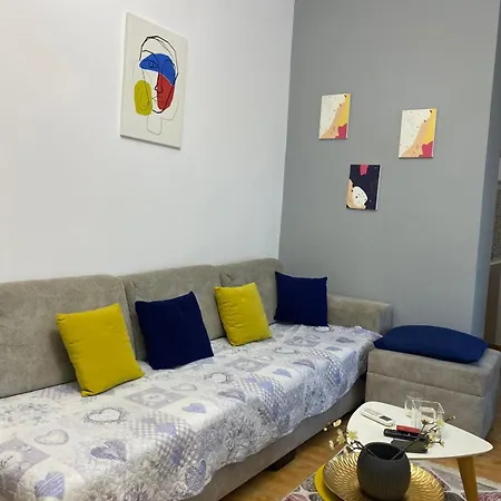 Apartmán Juli's Pazari Nest *