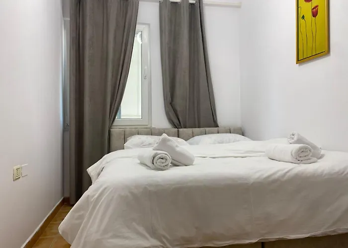 Juli's Pazari Nest Apartment *